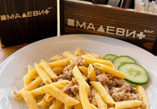 Горячее комплексного обеда в кафе МАЛЕВИЧ